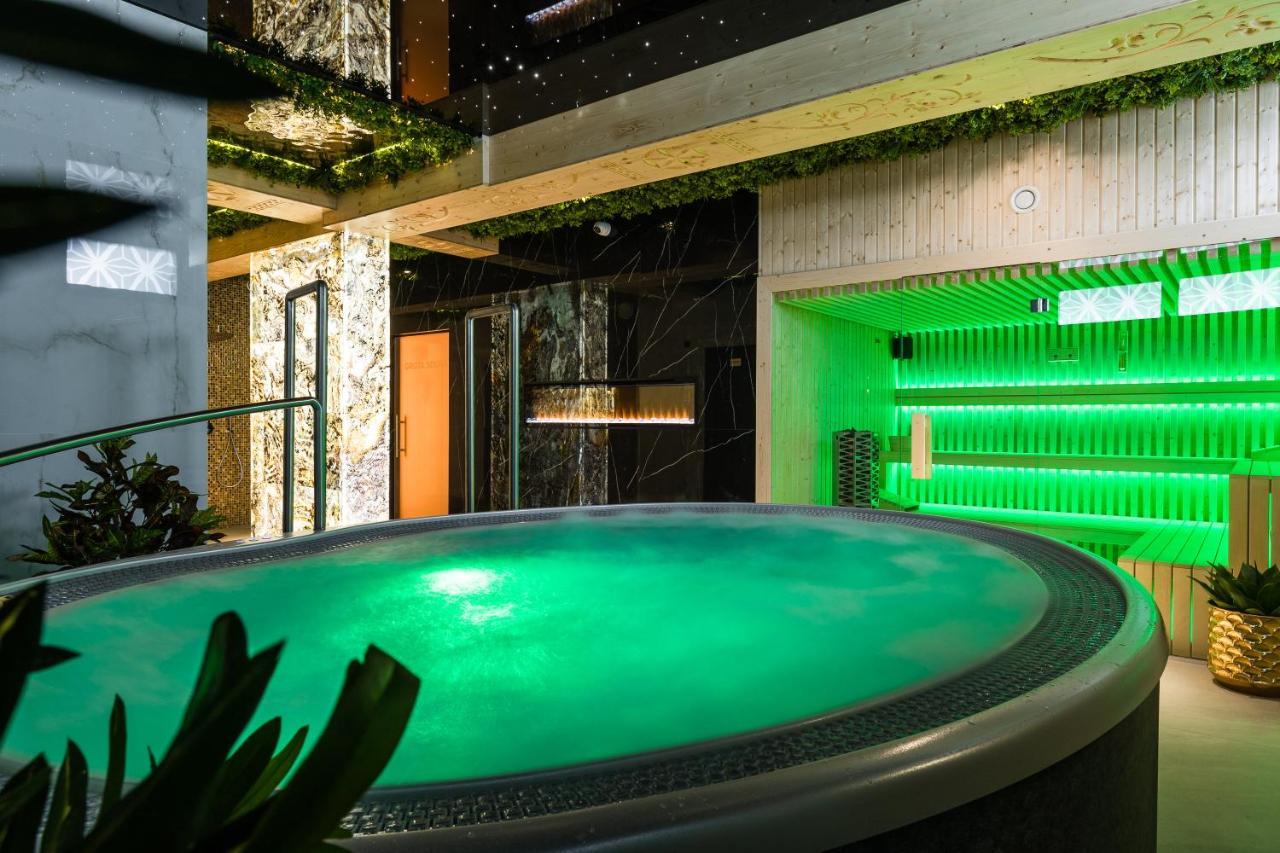 Aparthotel Goralski Resort Spa Бялка Татранска Екстериор снимка